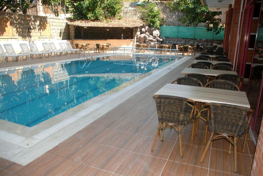 Diamore Hotel Алания Экстерьер фото
